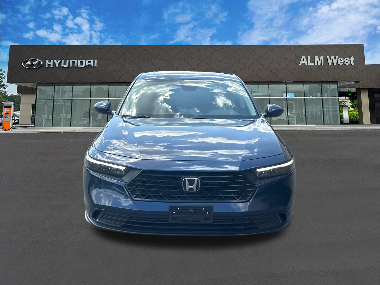 Used 2024 Honda Accord EX image 2
