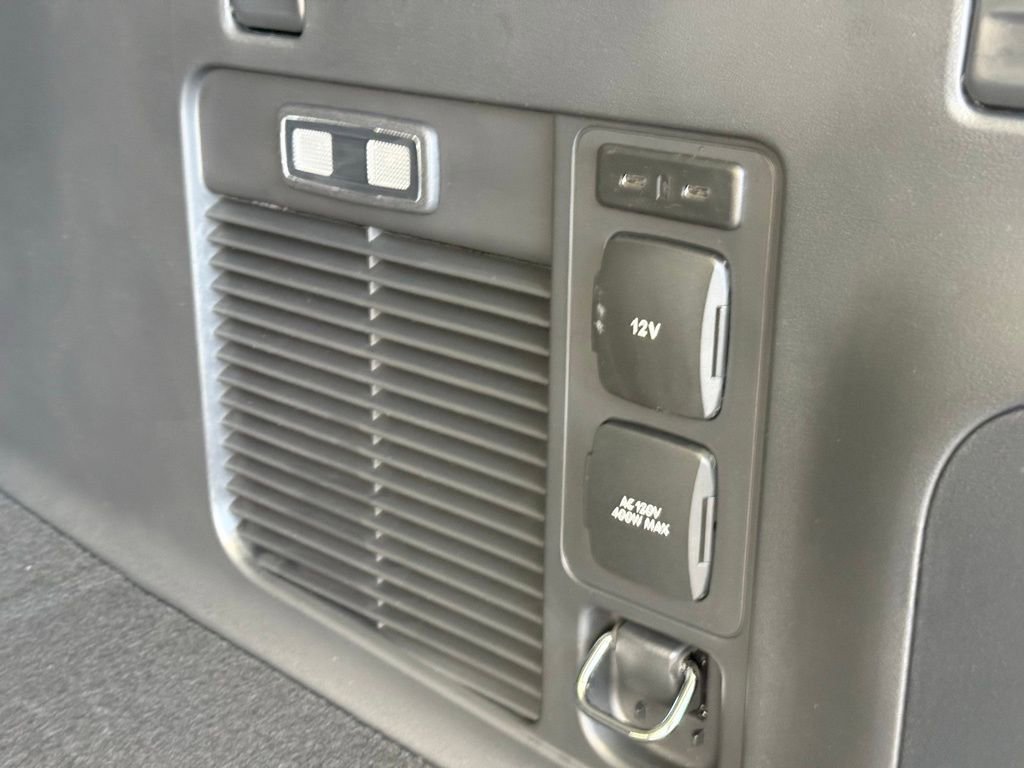 New 2025 Ford Expedition Max Active image 8