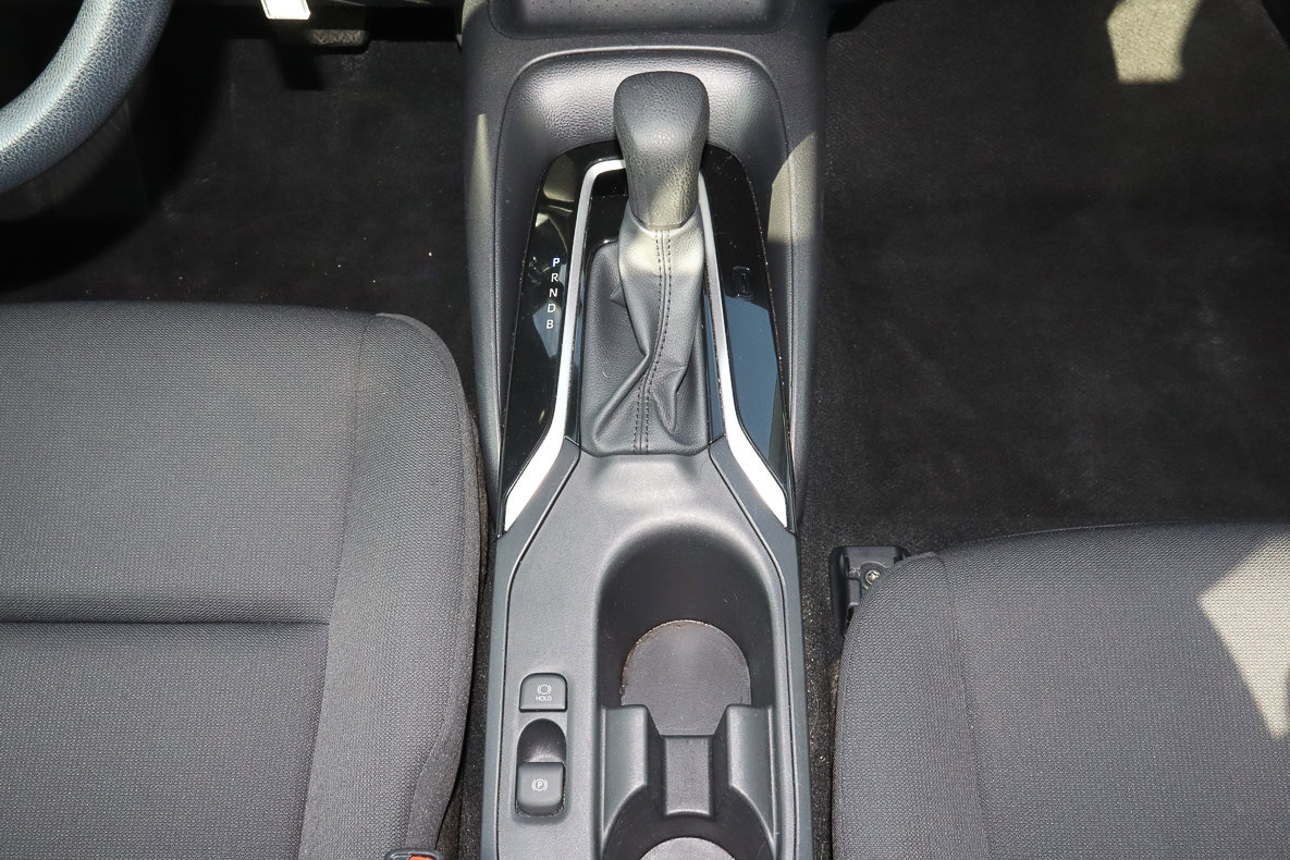 Used 2025 Toyota Corolla LE FWD image 19