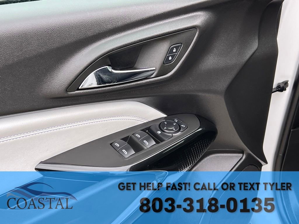 Used 2025 Chevrolet Trax LT image 7