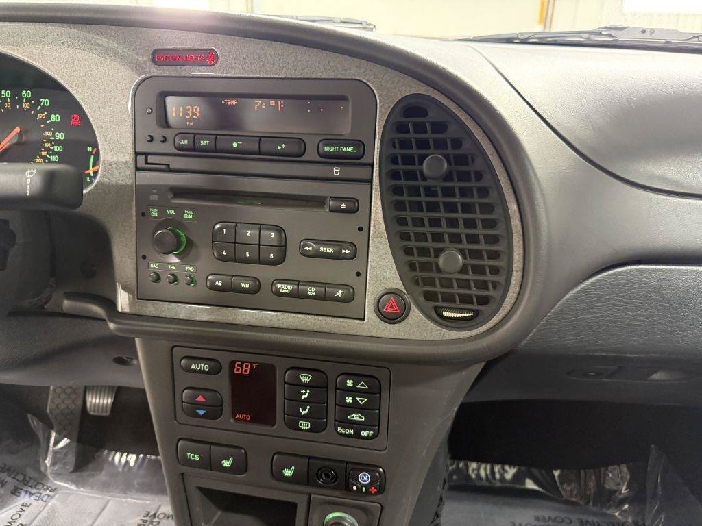 Used 2002 Saab 9-3 Viggen FWD image 20