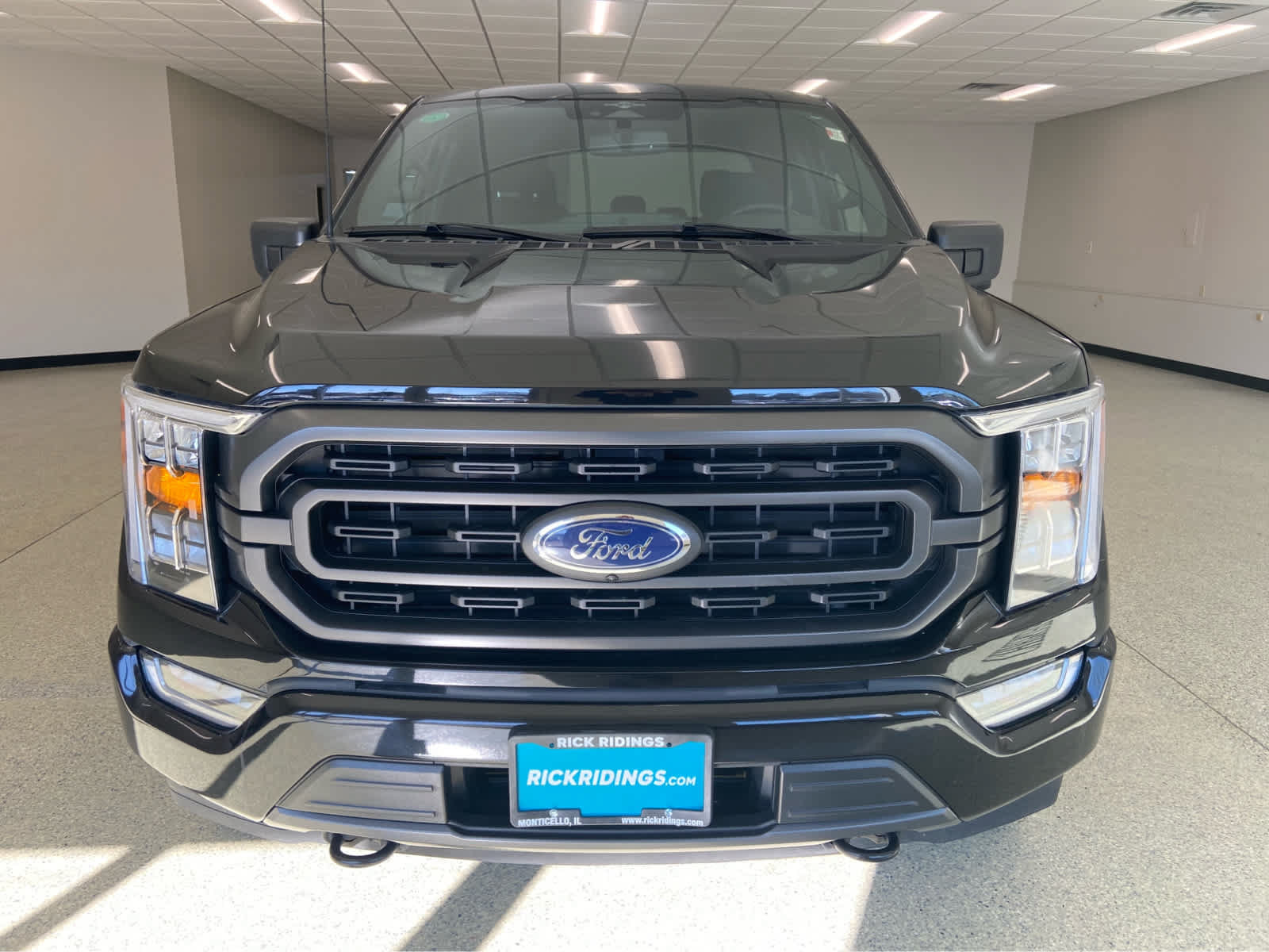 Used 2023 Ford F150 XLT w/ Equipment Group 302A High AWD/4WD image 4
