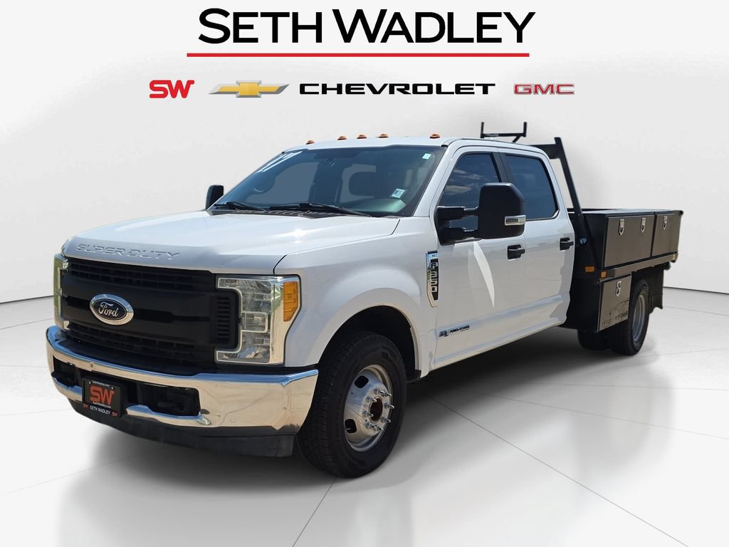 Used 2017 Ford F350 XL w/ Power Equipment Group RWD image 3