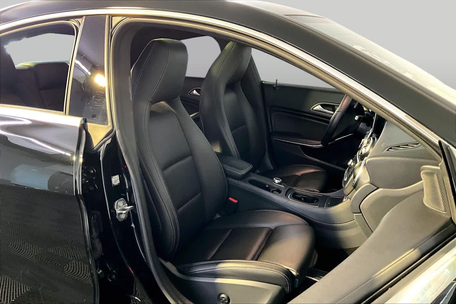 Used 2019 Mercedes-Benz CLA 250 4MATIC image 8