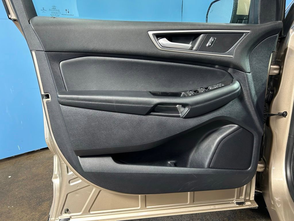 Used 2020 Ford Edge SEL w/ Convenience Package FWD image 33