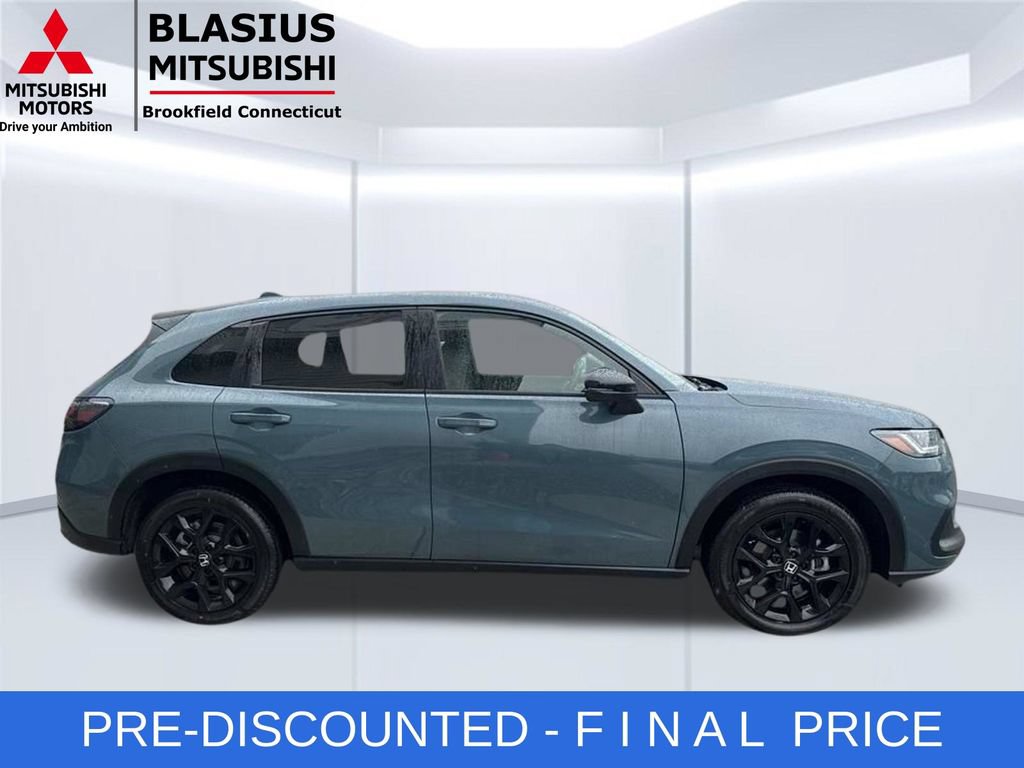 Used 2023 Honda HR-V Sport image 4