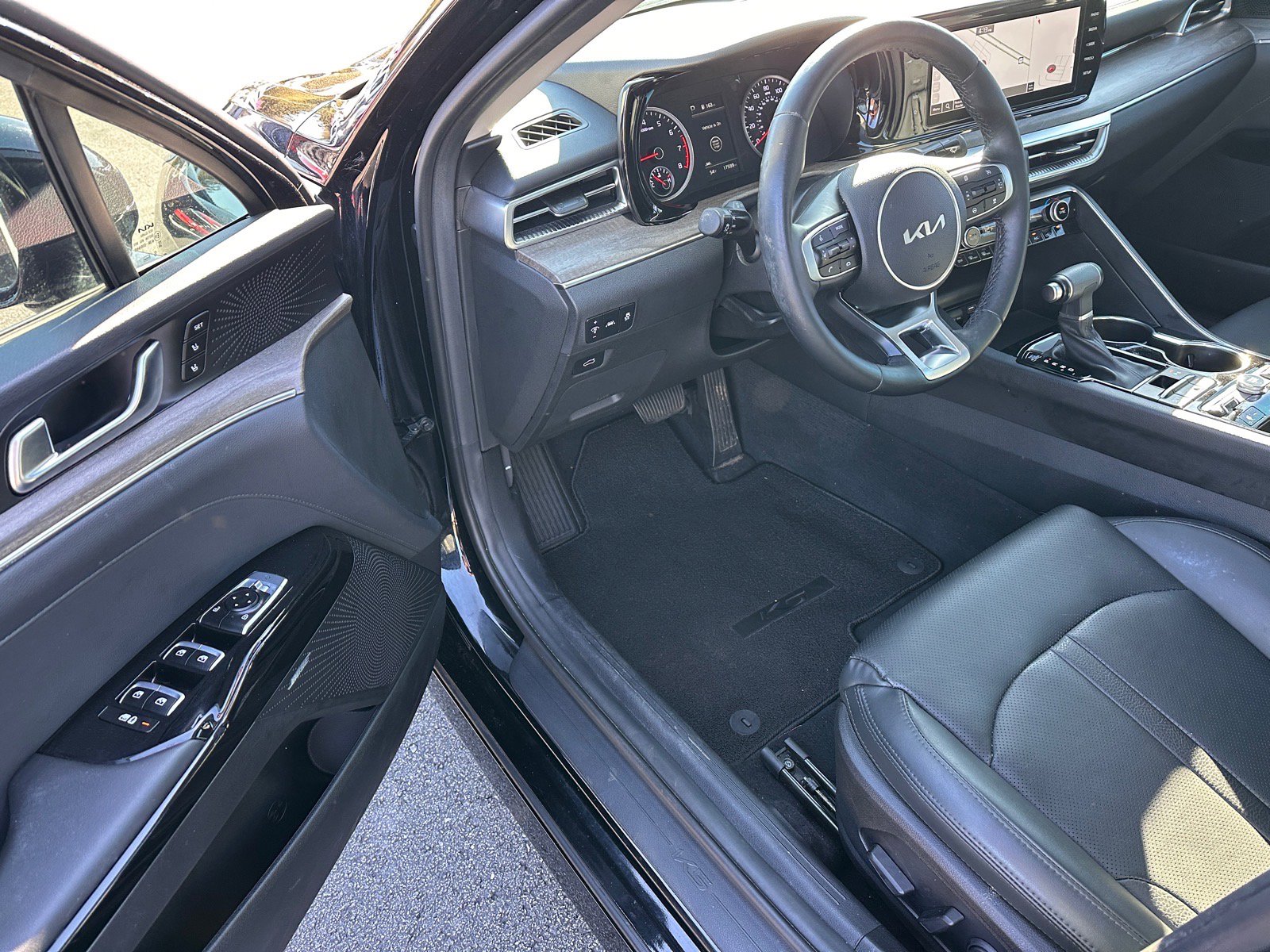 Used 2024 Kia K5 EX w/ EX Premium Package image 5