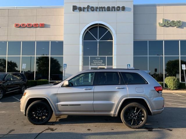 Used 2019 Jeep Grand Cherokee Altitude image 6