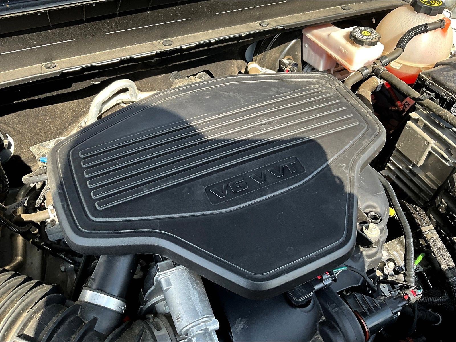 Used 2023 GMC Acadia SLT w/ Elevation Edition FWD image 32