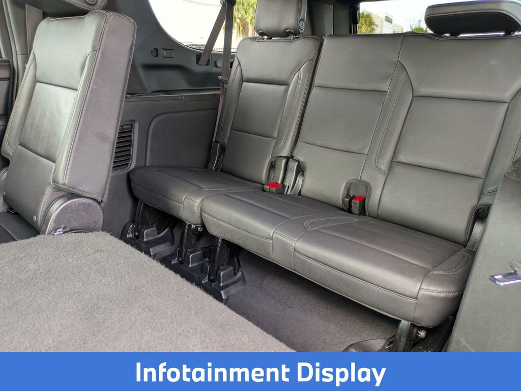 Used 2023 Chevrolet Suburban LT image 32