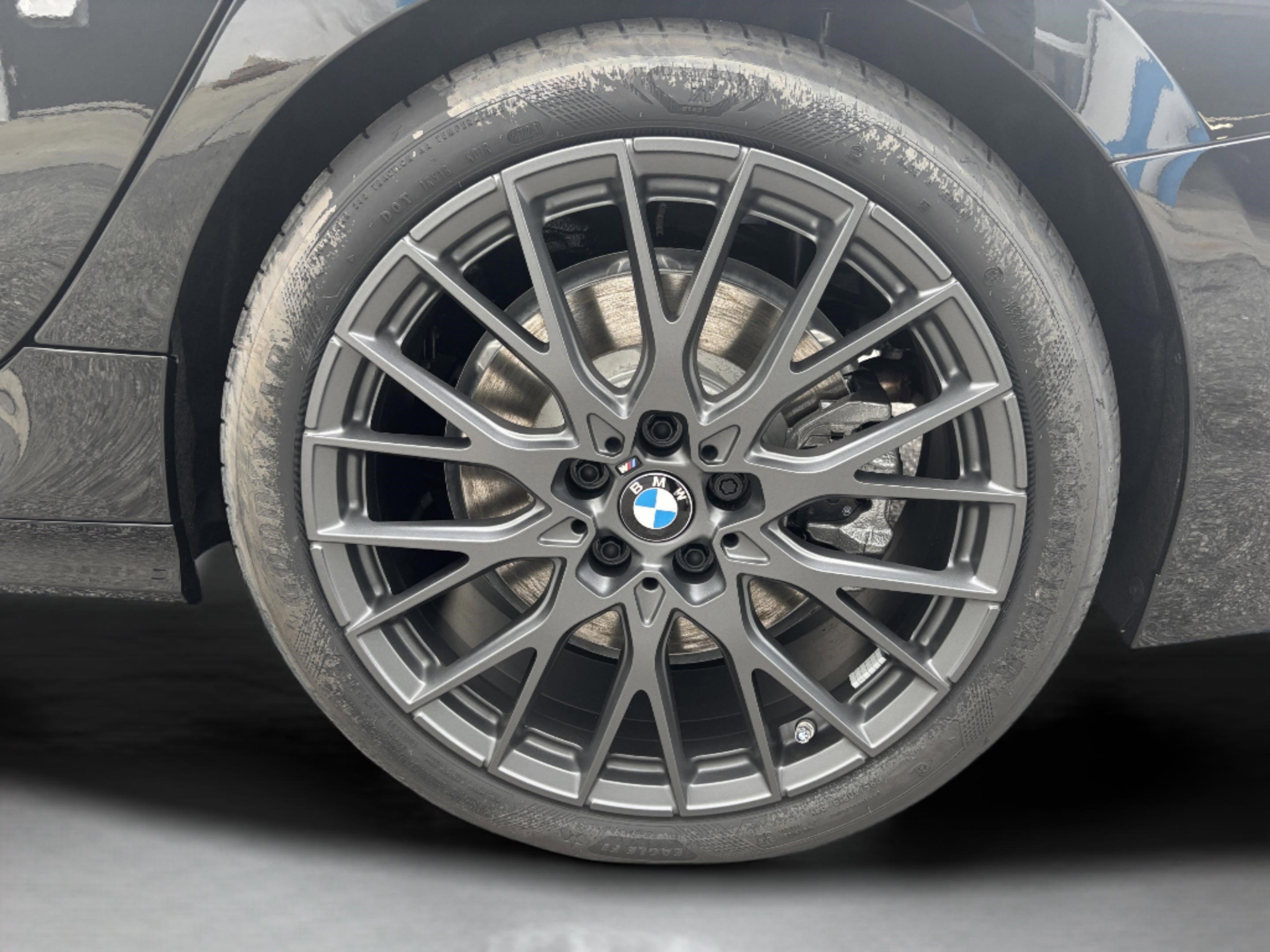 Certified 2026 BMW M235i xDrive w/ M Performance Package AWD/4WD image 32