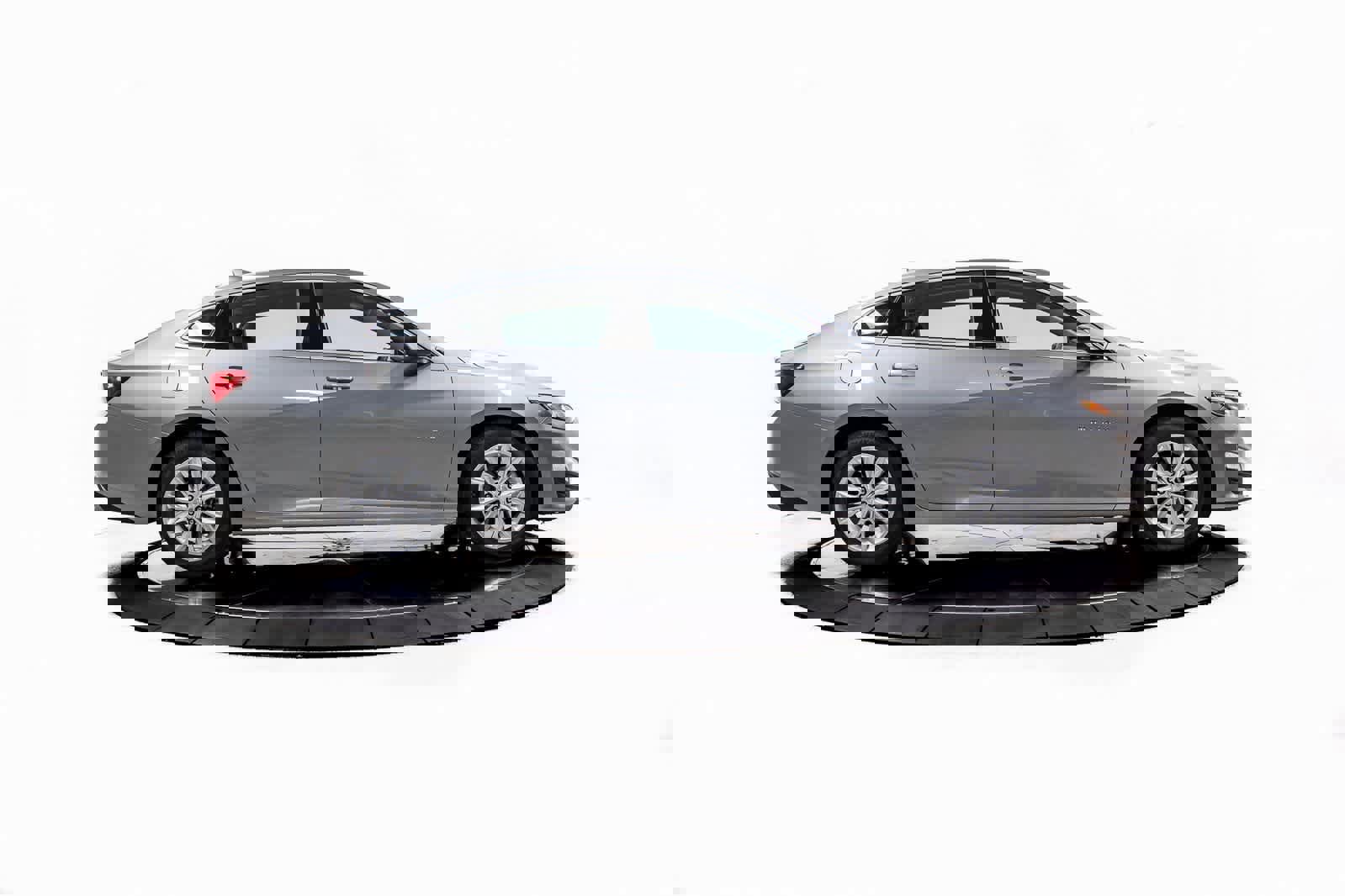 Used 2023 Chevrolet Malibu LT image 8