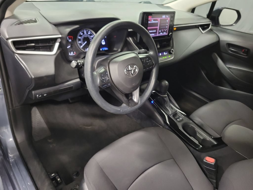 Used 2022 Toyota Corolla LE FWD image 17
