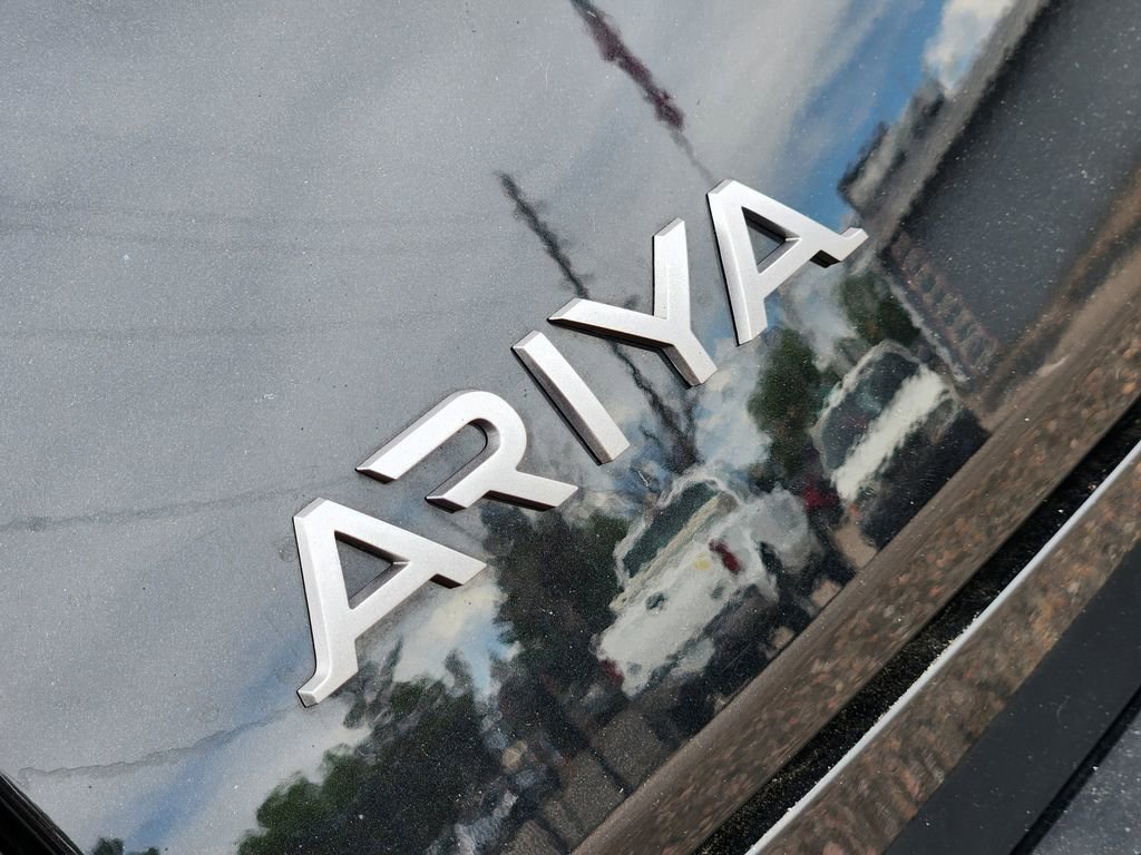 Used 2024 Nissan Ariya AWD image 8