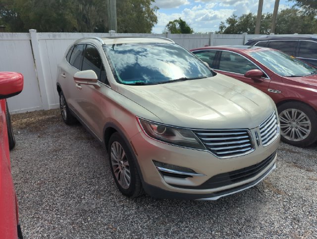 Used 2017 Lincoln MKC Reserve FWD image 1