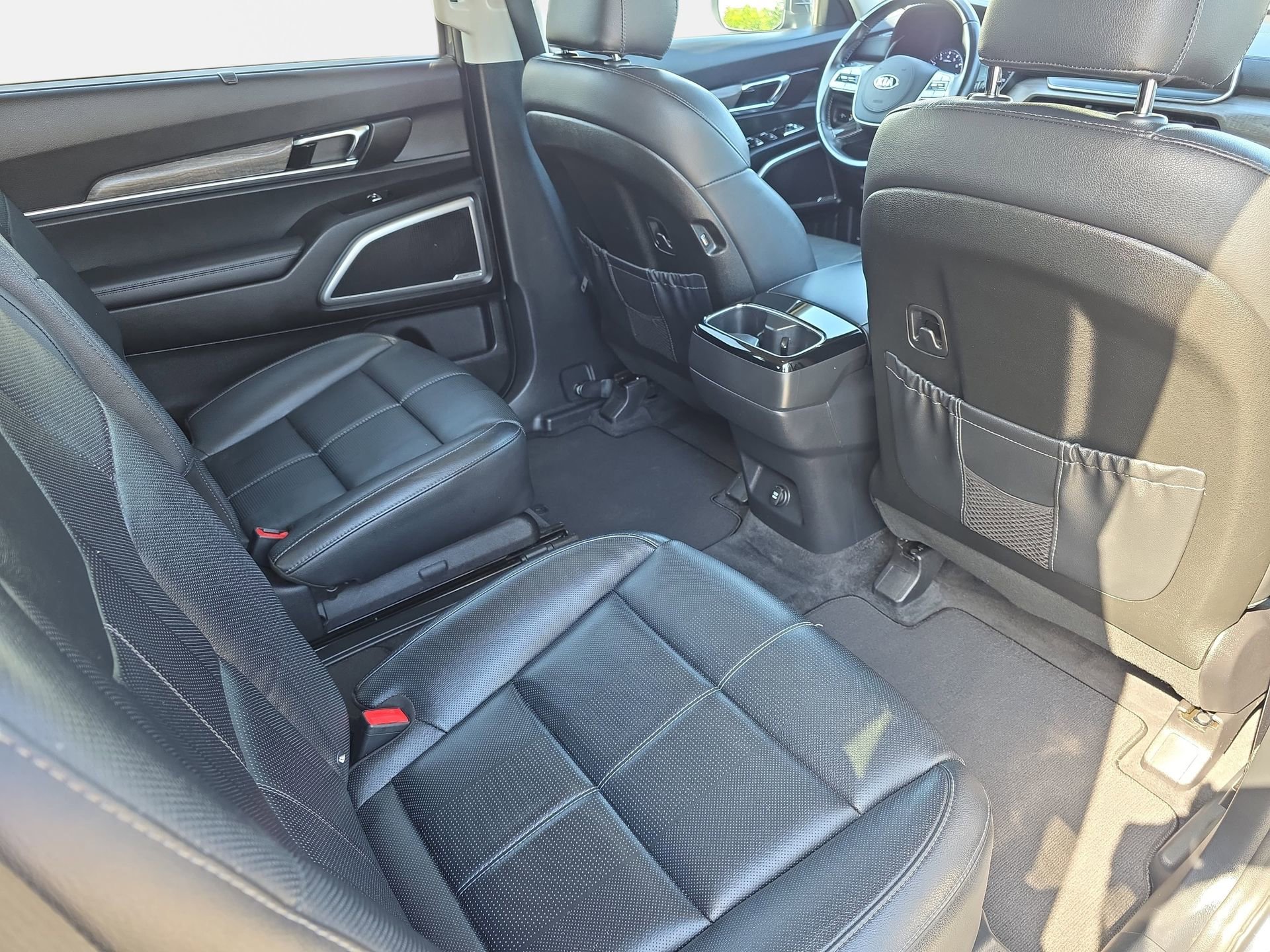 Used 2020 Kia Telluride EX w/ EX Premium Package FWD image 11