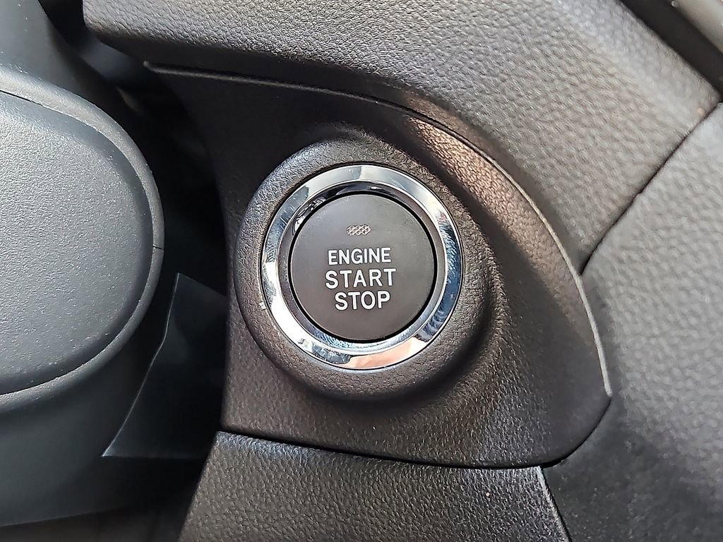 Certified 2025 Subaru Ascent Bronze Edition w/ Onyx Package image 16