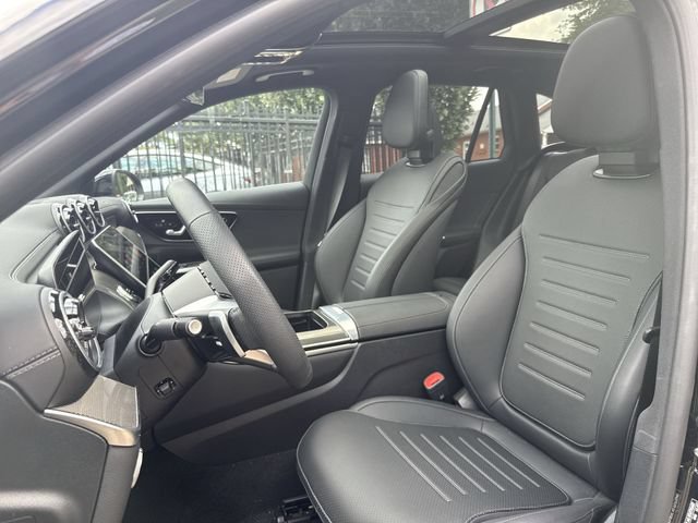 Used 2026 Mercedes-Benz GLC 300 4MATIC image 14