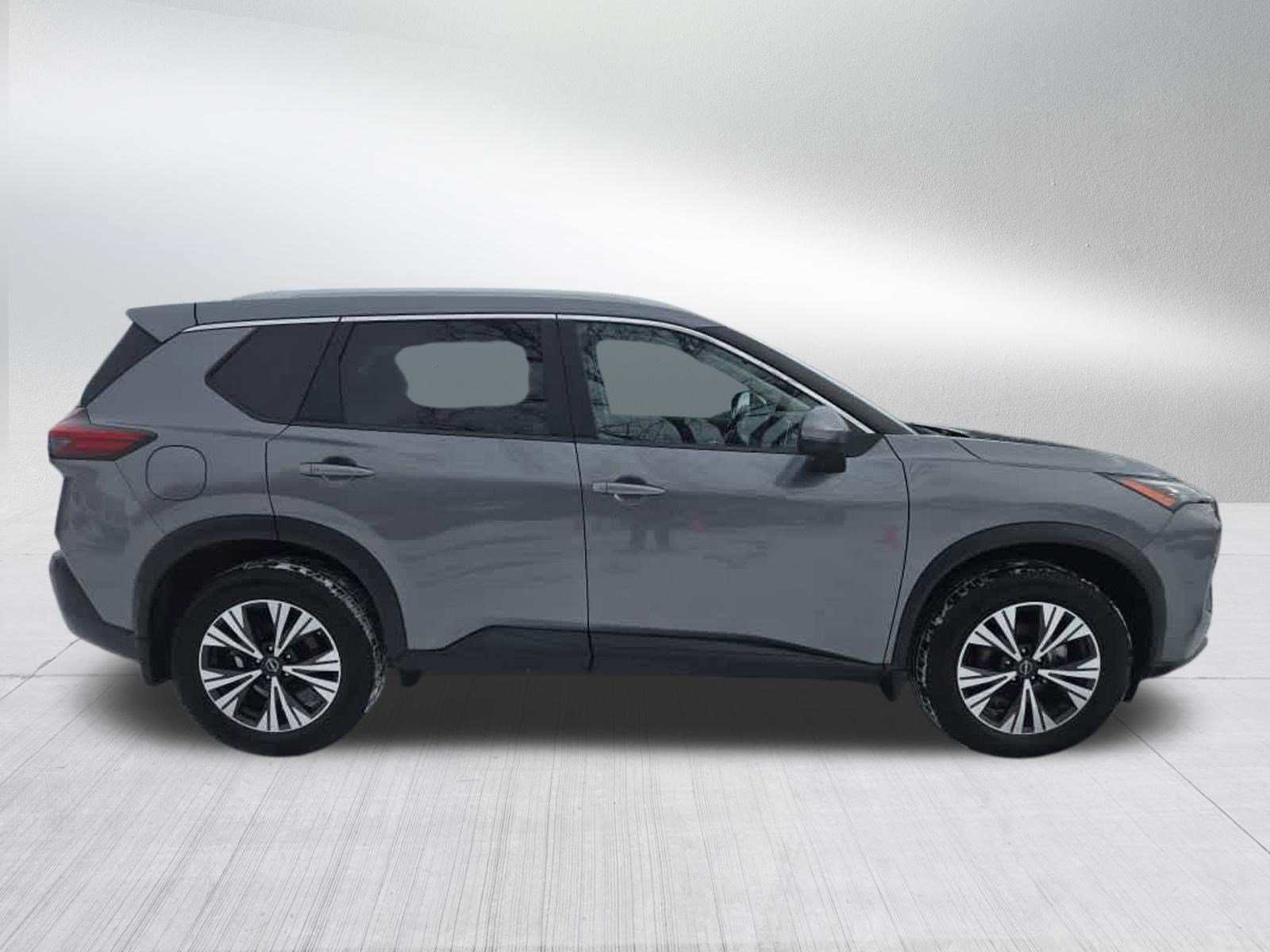 Used 2022 Nissan Rogue SV w/ SV Premium Package video 2