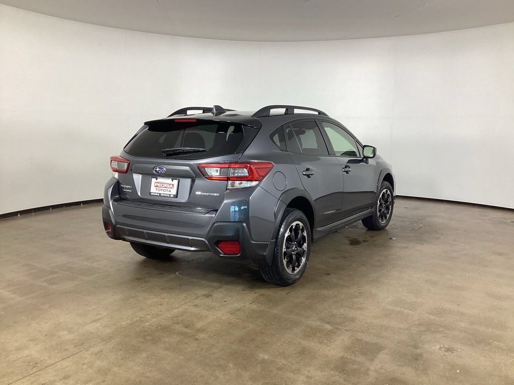 Used 2022 Subaru Crosstrek 2.0i Premium w/ Moonroof Package AWD/4WD image 5