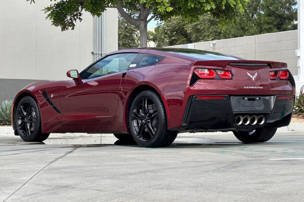 Used 2016 Chevrolet Corvette Stingray Coupe RWD image 3