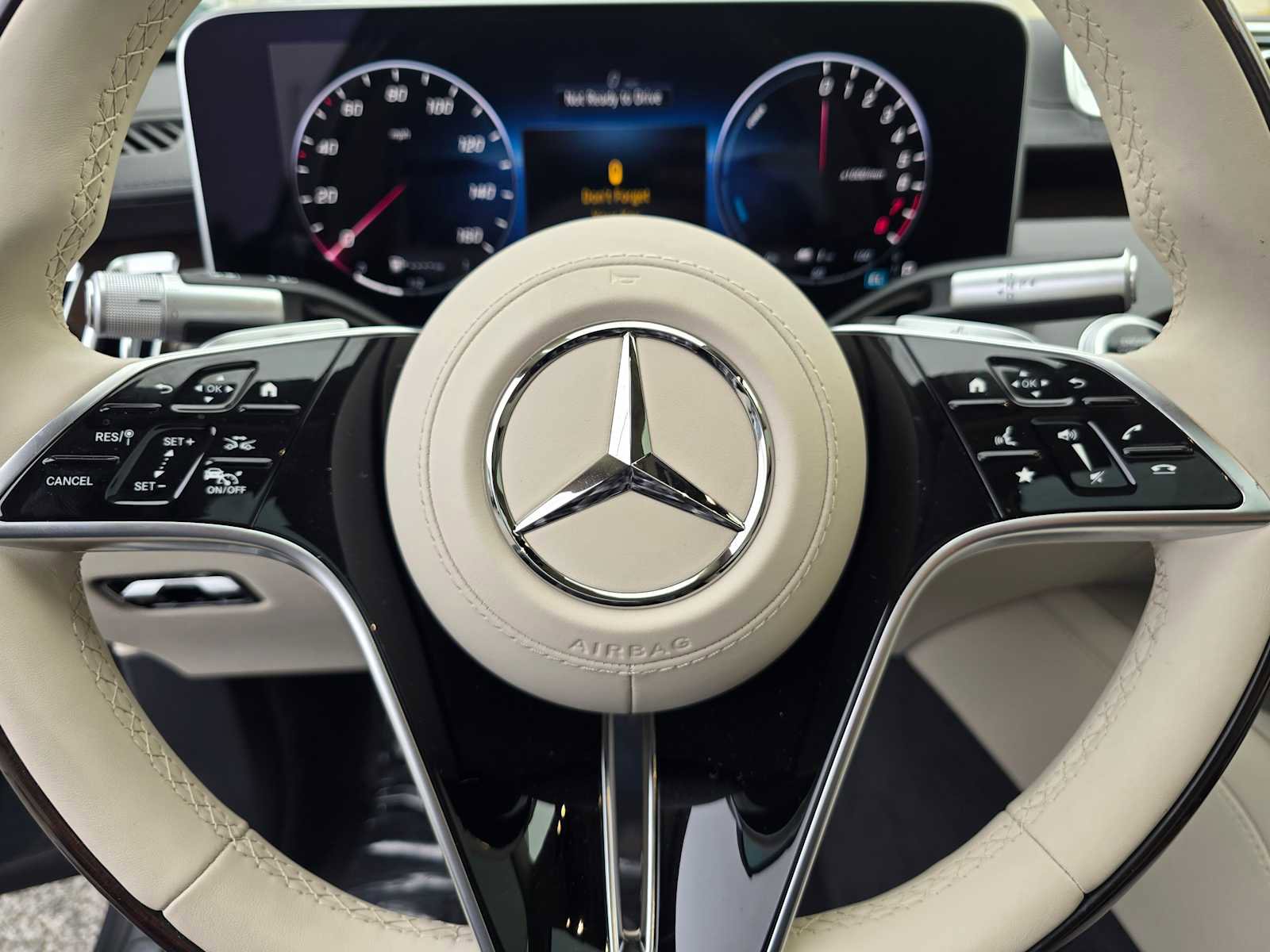 Used 2024 Mercedes-Benz S 580e 4MATIC Sedan image 25