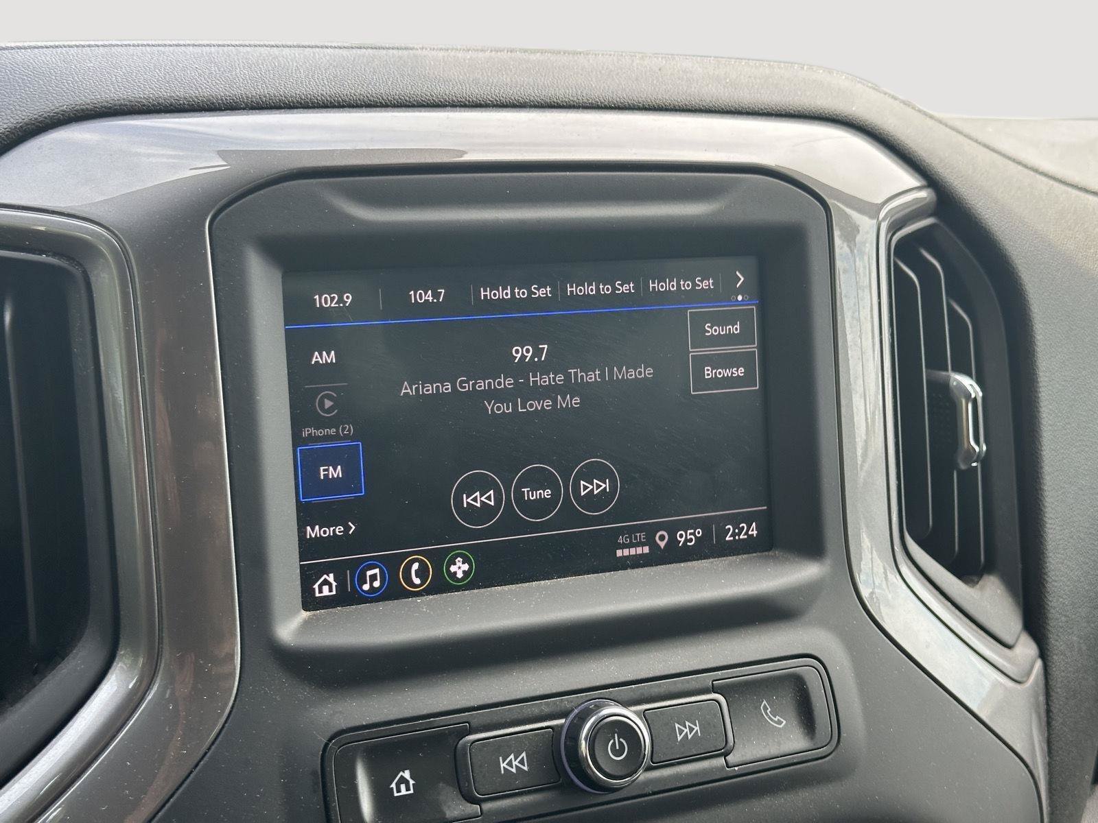 Used 2022 Chevrolet Silverado 1500 Custom AWD/4WD image 12