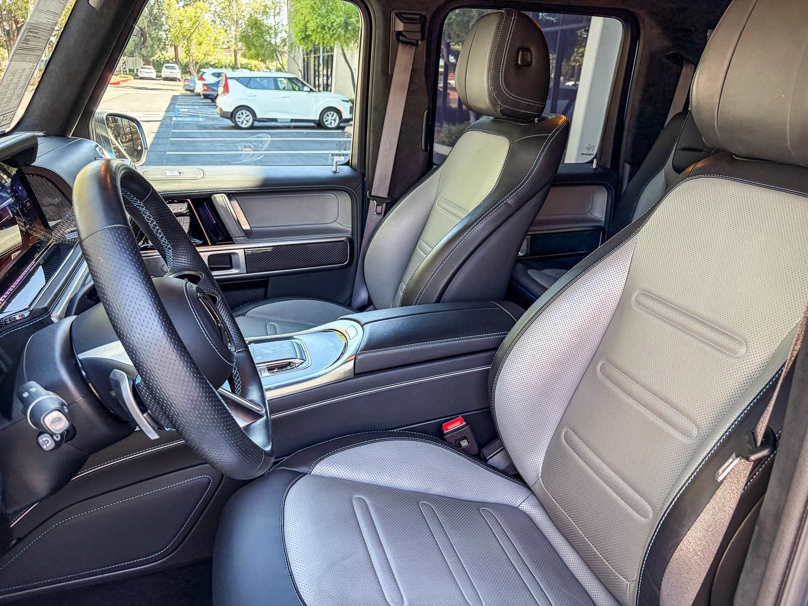 Used 2025 Mercedes-Benz G 580 w/ EQ Technology image 17