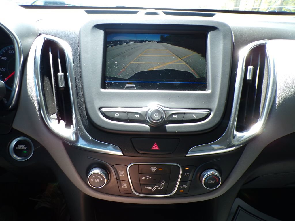 Used 2019 Chevrolet Equinox LS w/ LS Convenience Package AWD/4WD image 25
