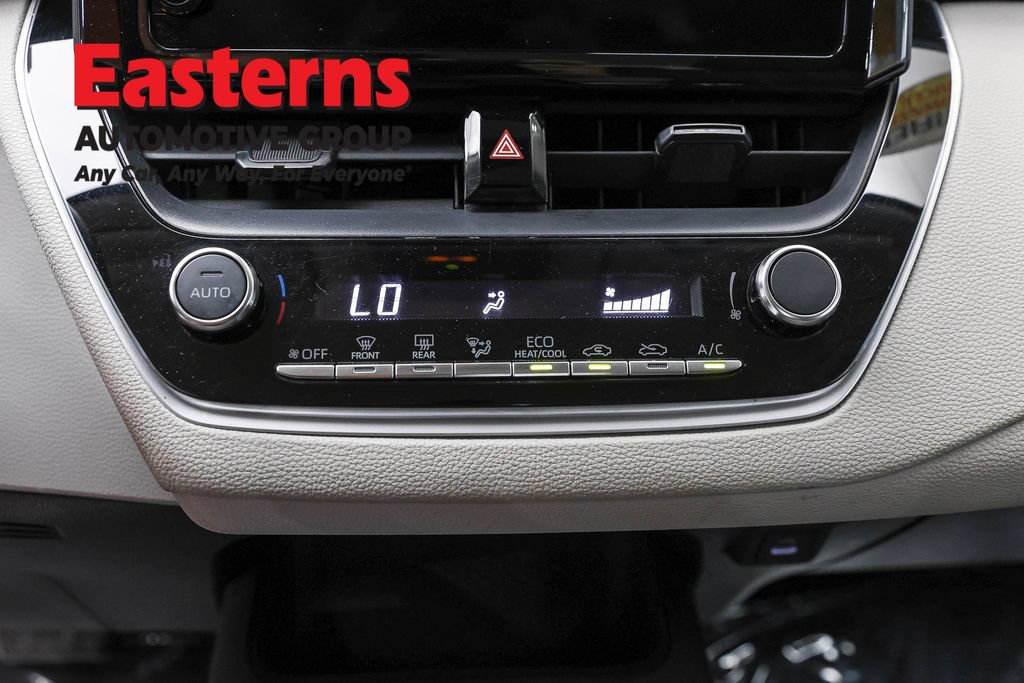 Used 2024 Toyota Corolla LE FWD image 18