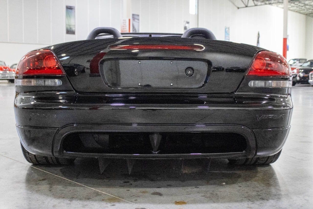 Used 2003 Dodge Viper SRT-10 image 6