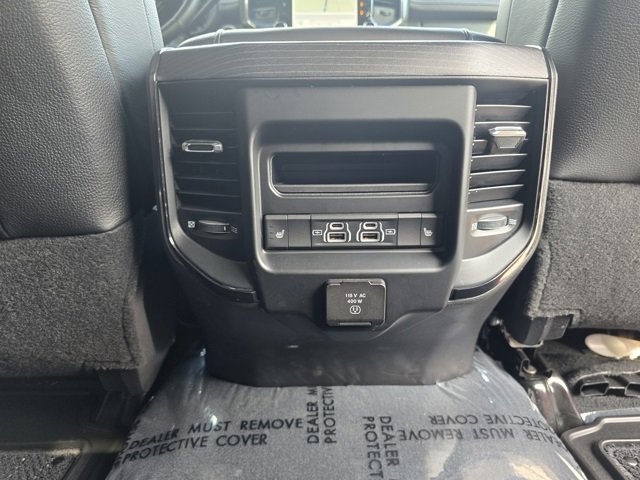 Used 2023 RAM 2500 Limited image 32