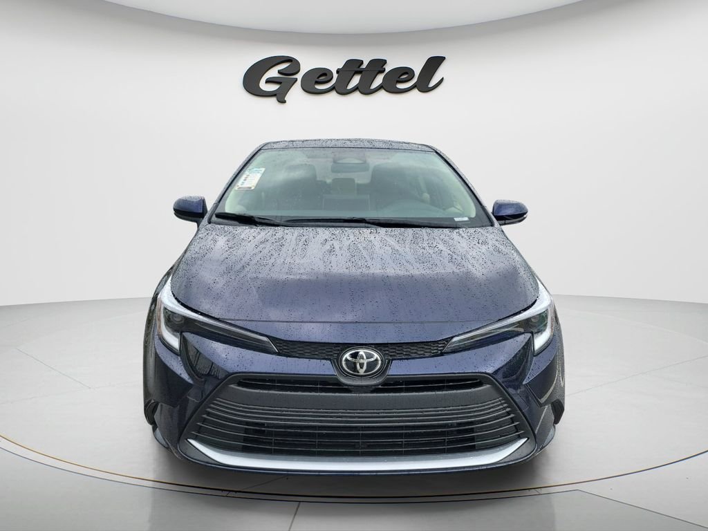 New 2026 Toyota Corolla XLE FWD video 2
