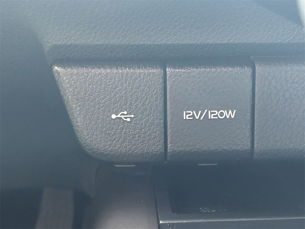 Used 2023 Toyota Camry SE image 26