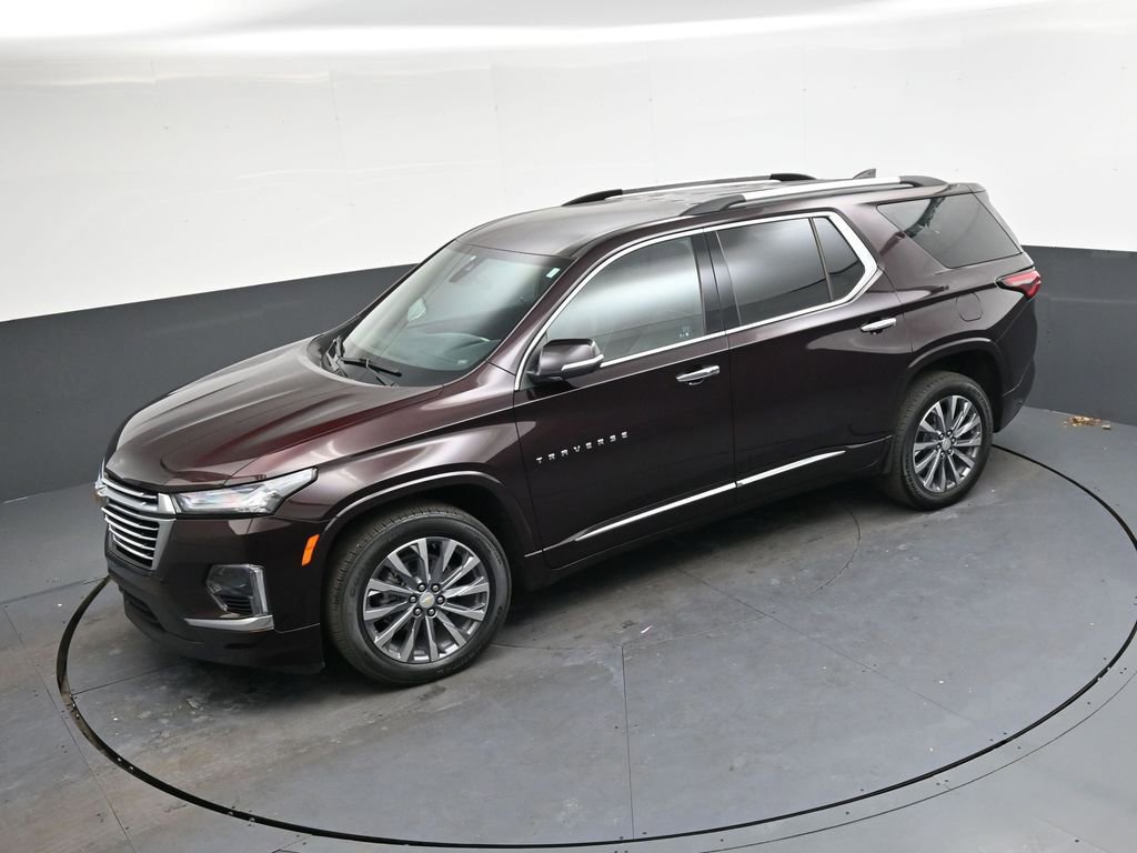 Used 2023 Chevrolet Traverse Premier image 35