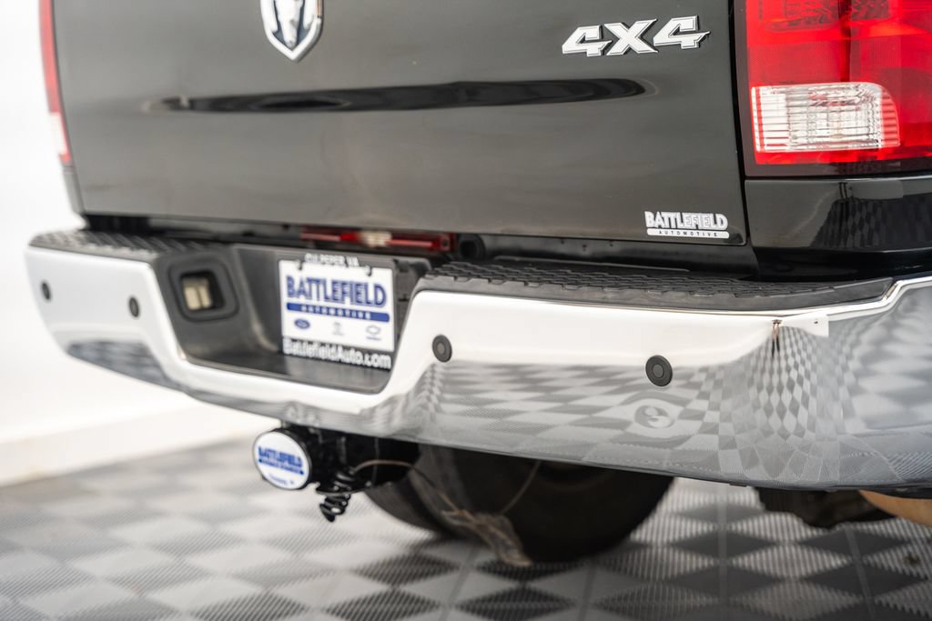 Used 2016 RAM 3500 Tradesman w/ Chrome Appearance Group AWD/4WD image 10