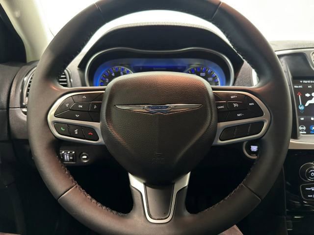 Used 2023 Chrysler 300 Touring w/ Sport Appearance Package RWD image 13