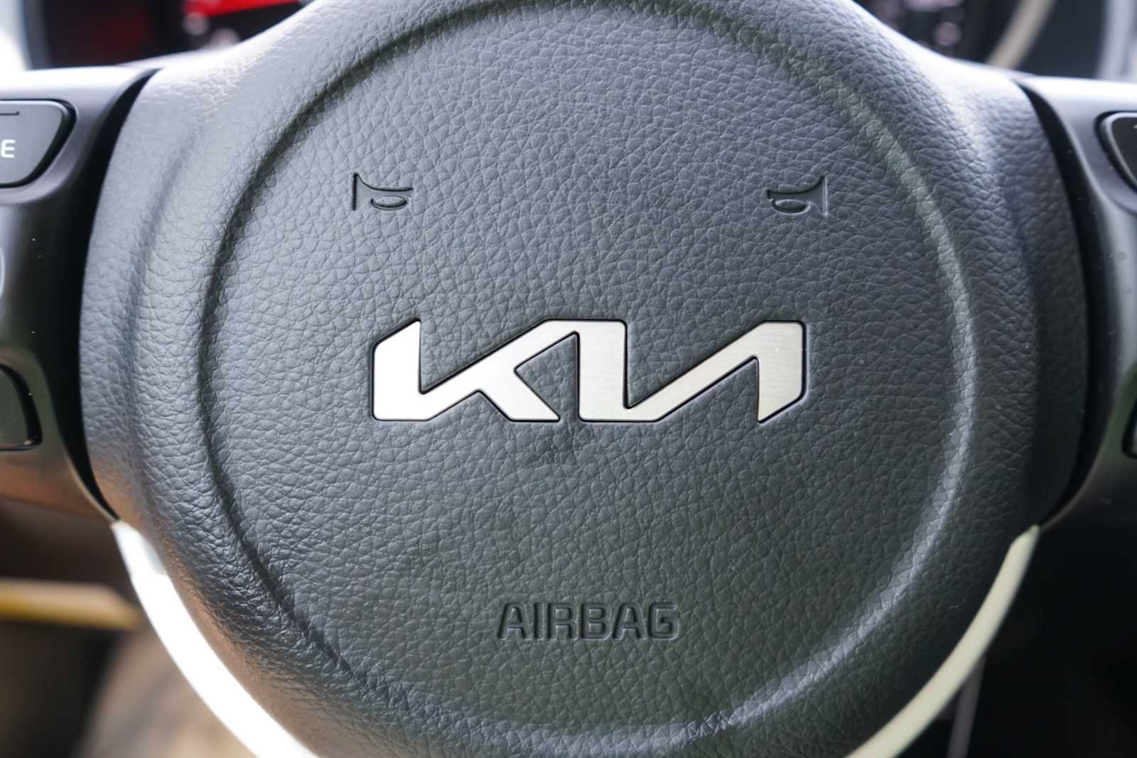 Certified 2023 Kia Rio LX FWD image 13