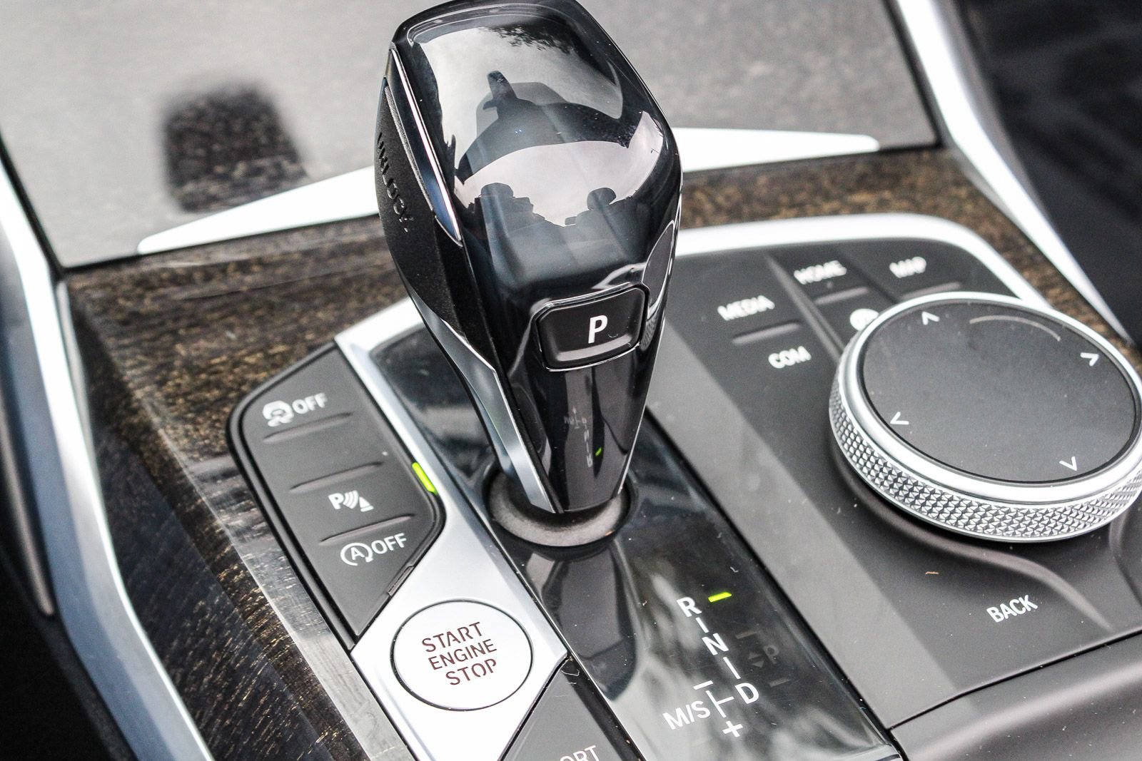 Used 2021 BMW 430i Convertible w/ Convenience Package image 26