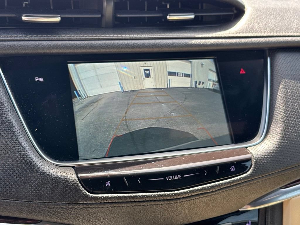 Used 2018 Cadillac XT5 Luxury w/ Driver Awareness Package AWD/4WD image 22