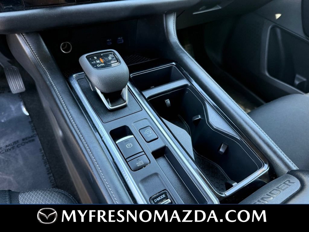 Used 2022 Nissan Pathfinder SV FWD image 26