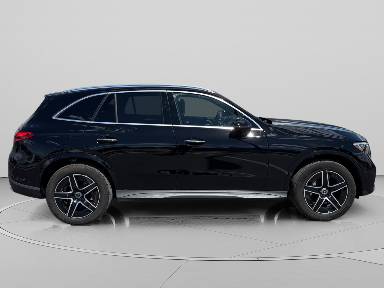 Certified 2026 Mercedes-Benz GLC 300 4MATIC image 6