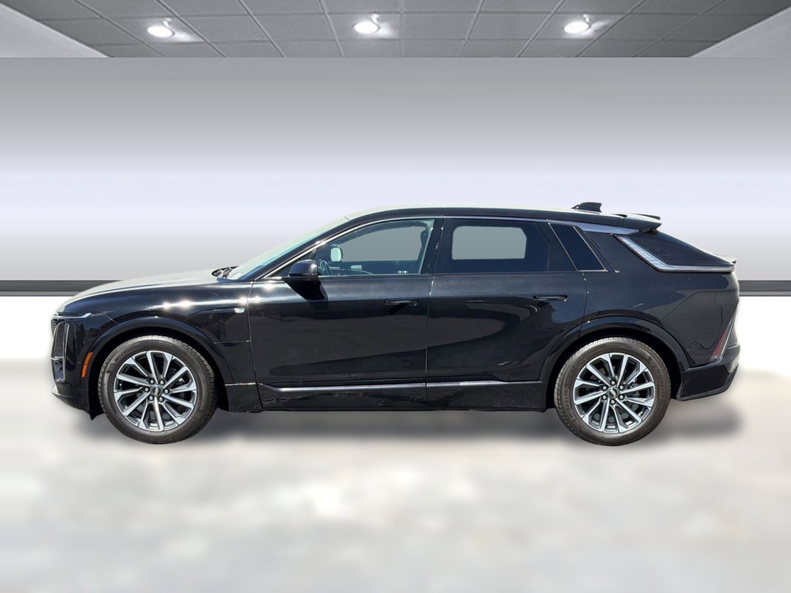 Certified 2024 Cadillac Lyriq Sport RWD image 2
