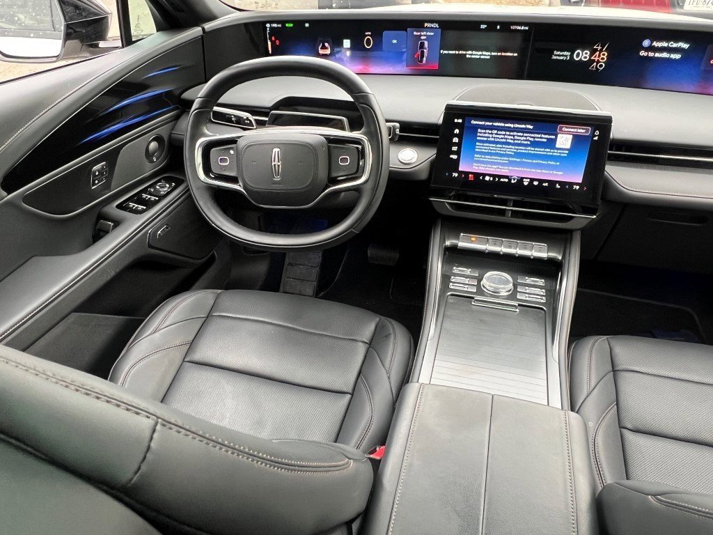 Used 2025 Lincoln Nautilus Premier w/ Equipment Group 102A image 22