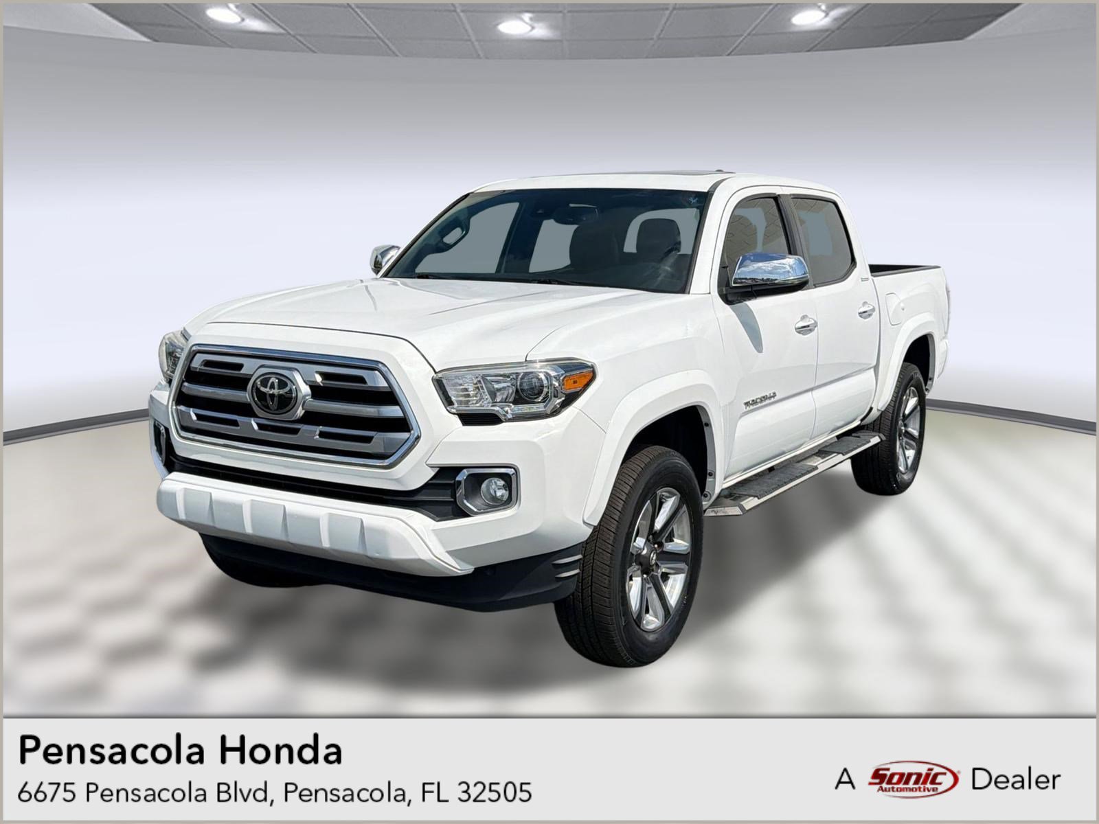 Used 2019 Toyota Tacoma Limited image 1