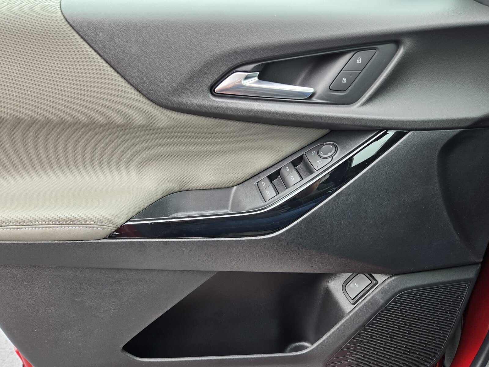 New 2026 Chevrolet Equinox LT w/ Convenience Package II image 12