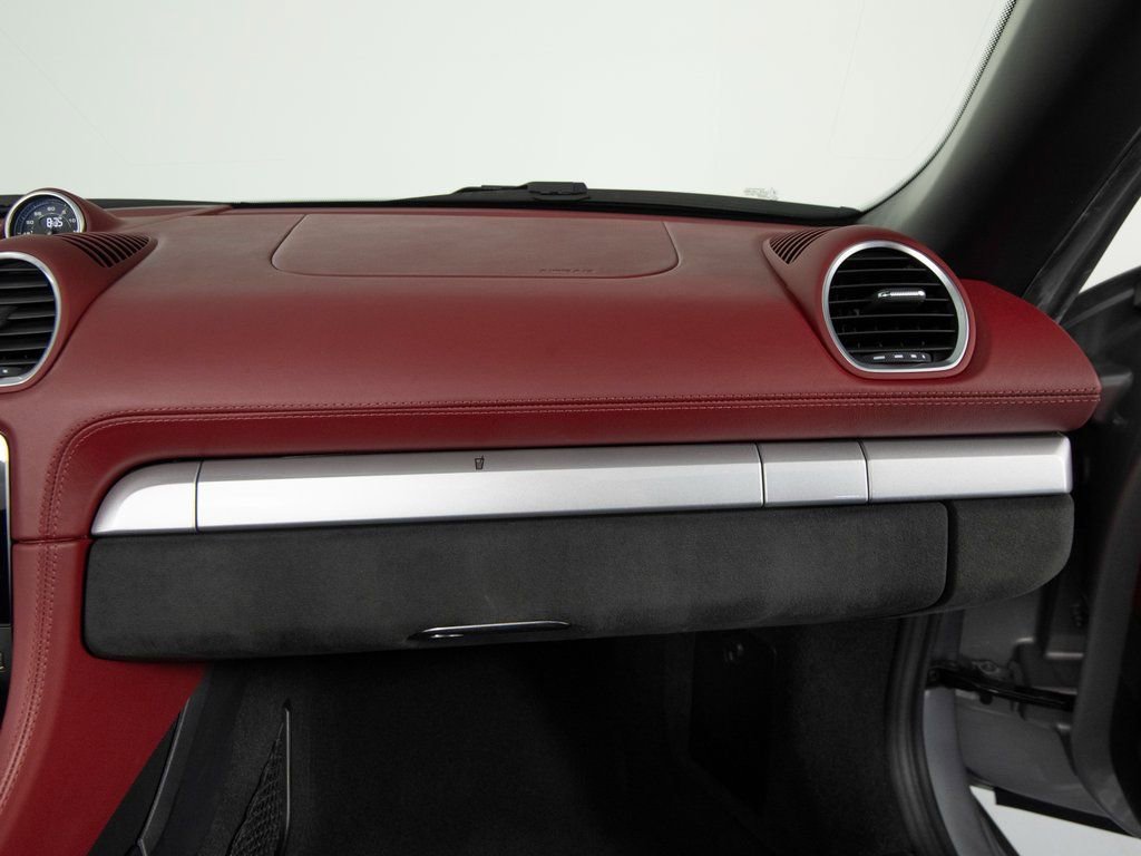 Certified 2023 Porsche 718 Boxster Spyder RWD image 34