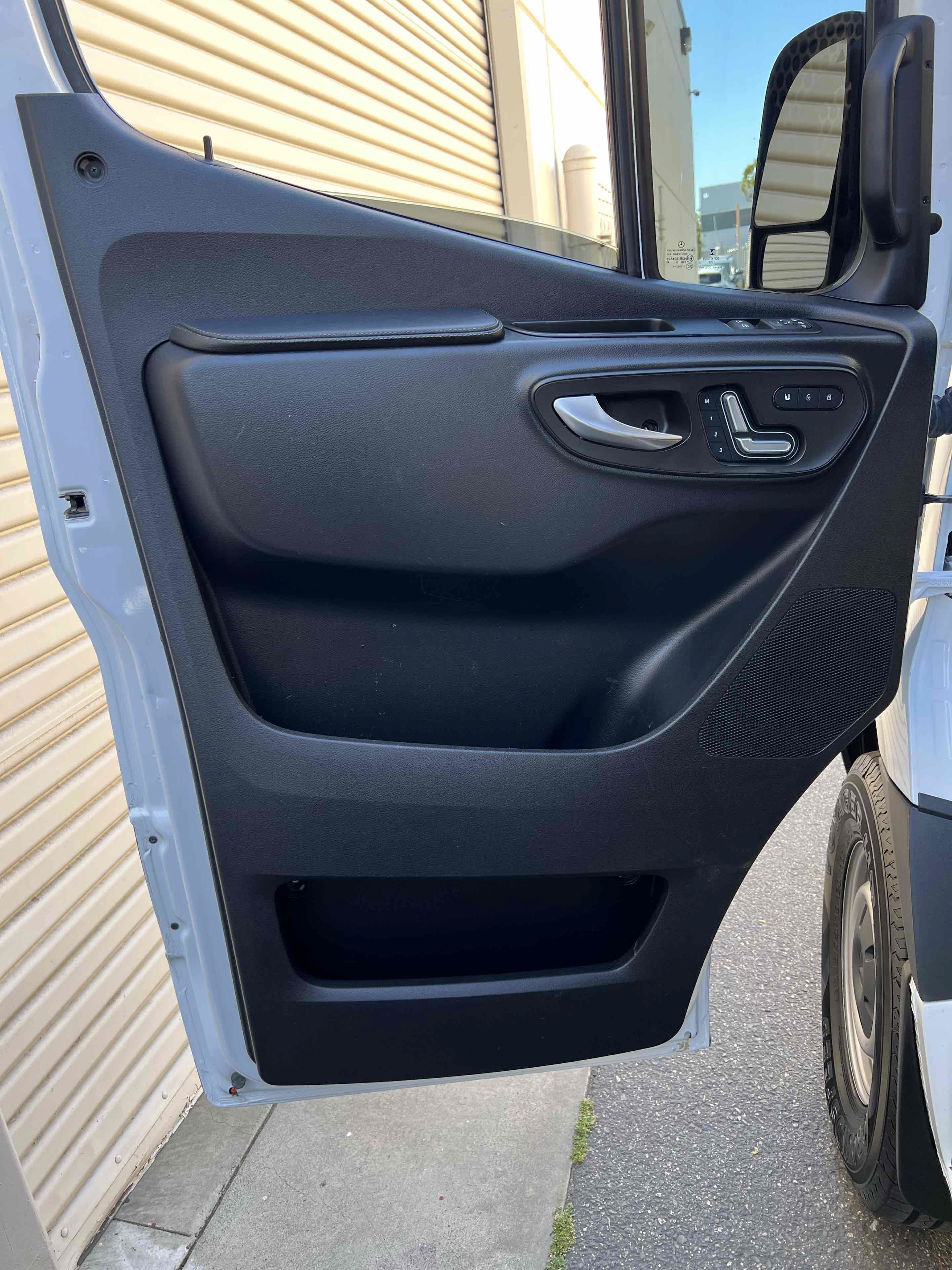 Used 2022 Mercedes-Benz Sprinter 2500 image 82