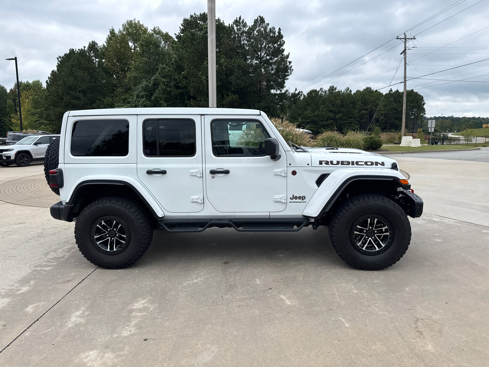 Used 2026 Jeep Wrangler Unlimited Rubicon AWD/4WD image 7