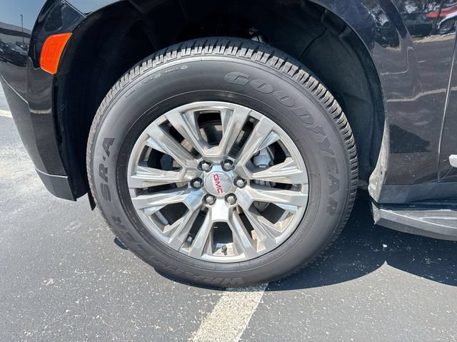 Used 2024 GMC Yukon XL Denali AWD/4WD image 10